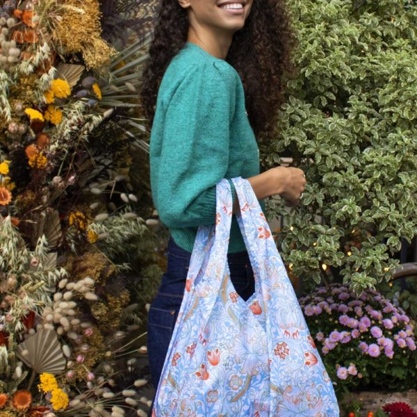 Beutel *Golden Lily William Morris Gallery* von kind bag London