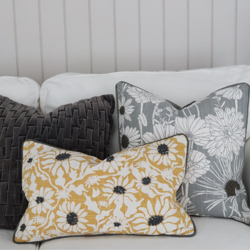 Kissenhülle *Flowerbed* gelb 30 x 50 cm Krasilnikoff – Bild 2