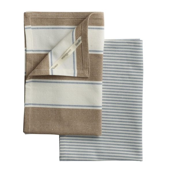 Geschirrtücher aus recycelter Baumwolle im Farbton Caramel im nordischen Küchenstil