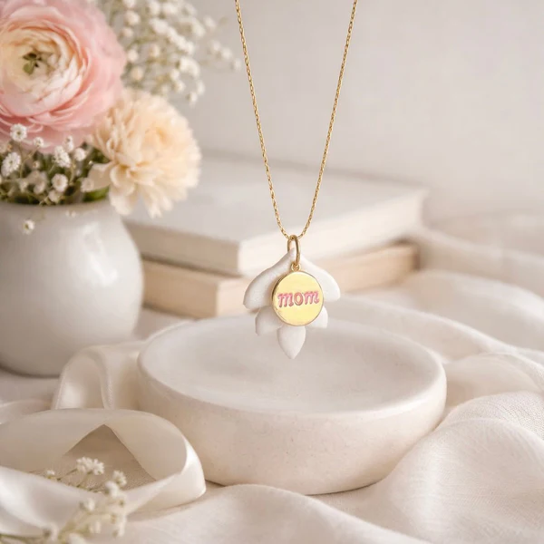 Mom Halskette Perle – vergoldet & handgefertigt