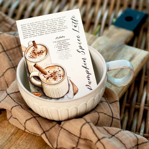 Postkarte Pumpkin Spice Latte – Liebe auf Papier