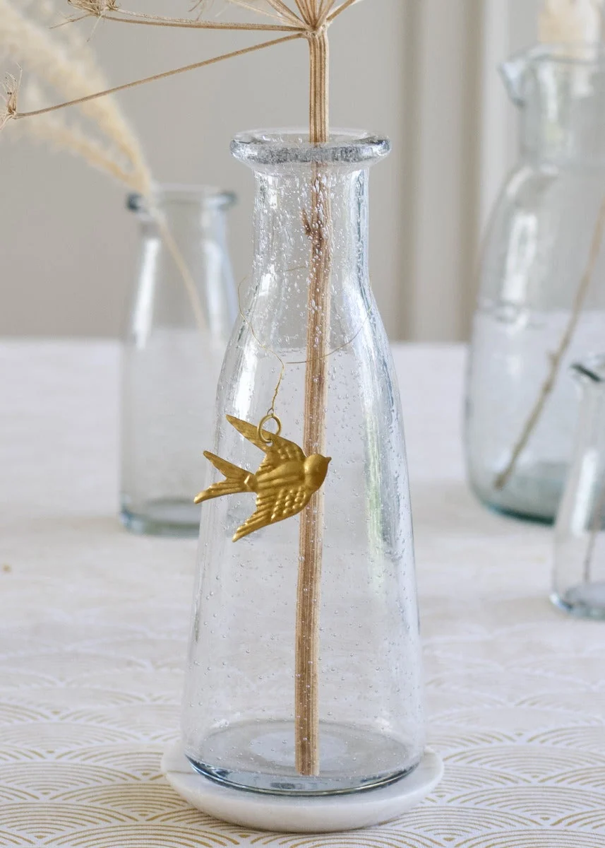 Kleine Schwalbe „Golden Bird“ in Messingoptik – Bild 3