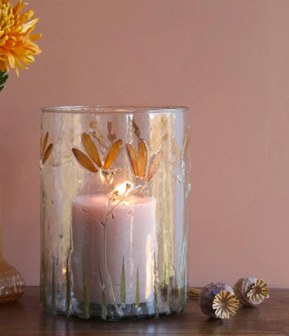 Kleines Windlicht und Vase Warm Meadow aus handgefertigtem Glas und Messing, 16,5 cm hoch